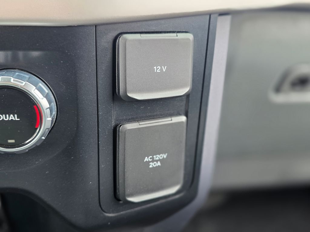 2023 Ford F-150 XLT - Photo 31