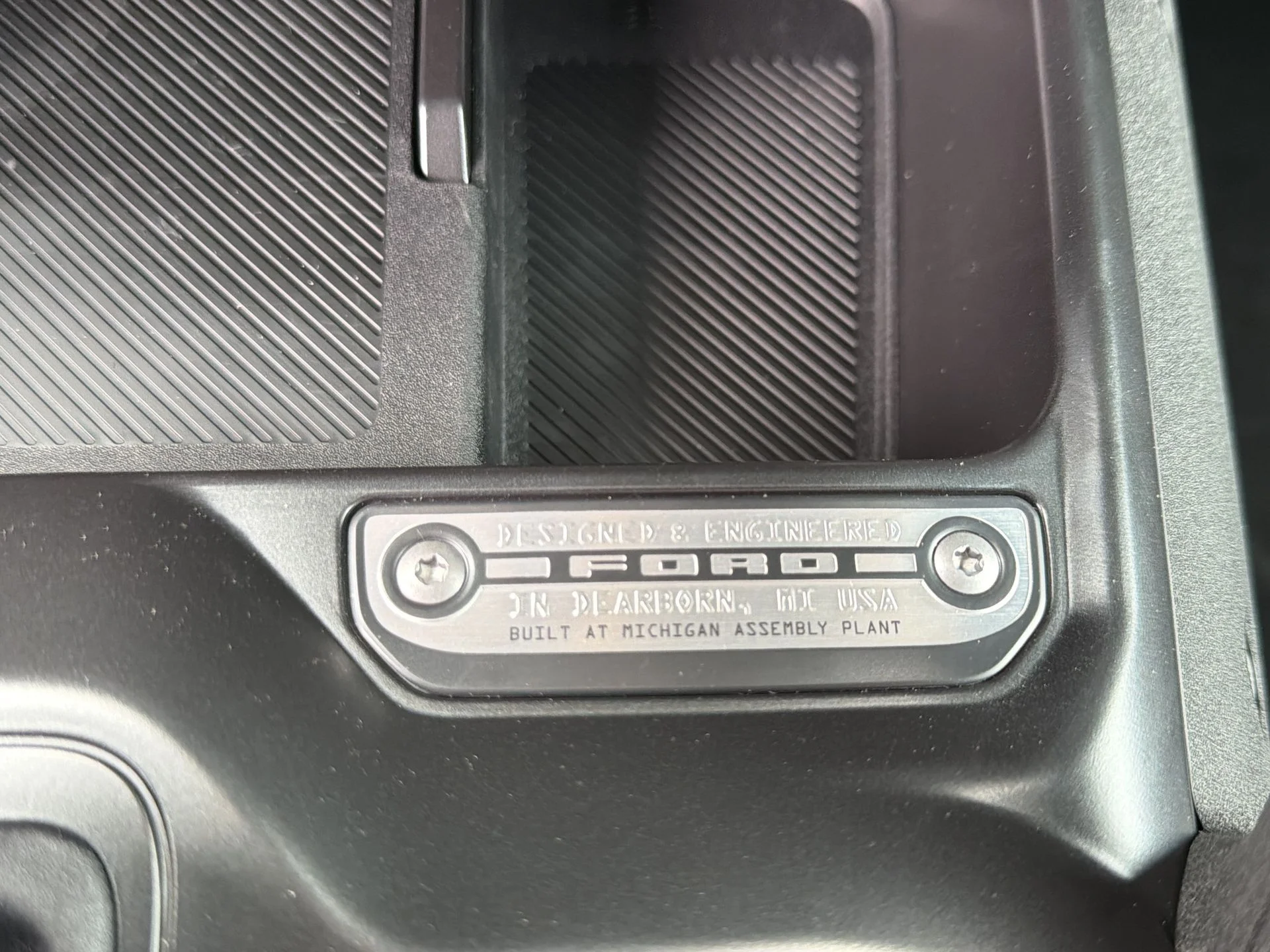 New 2026 Ruby Red Metallic Tinted Clearcoat Ford Outer Banks® image 12