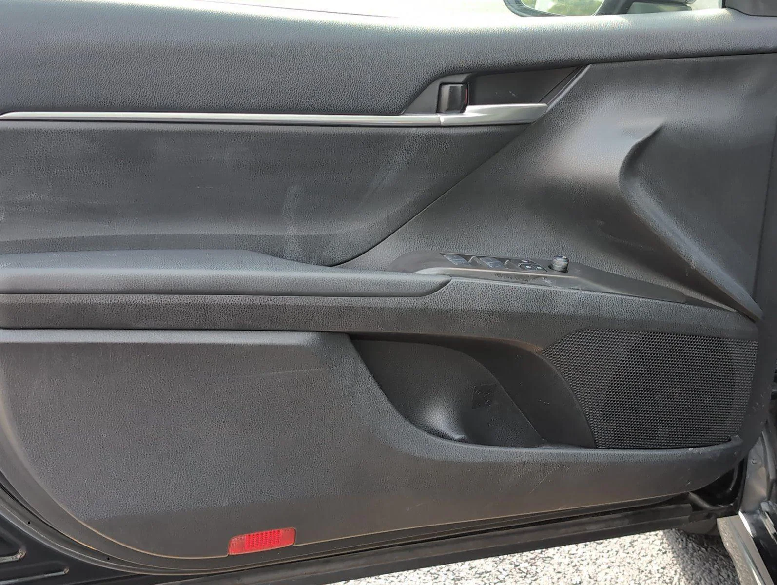 Used 2024 Midnight Black Metallic Toyota SE image 19