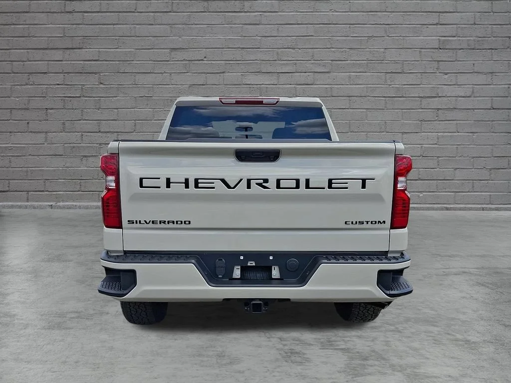 New 2026 White Sands Chevrolet Custom image 7