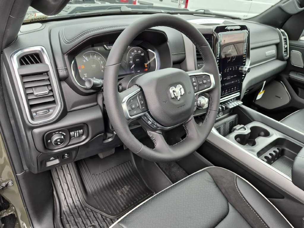 New 2027 Tank Exterior Paint RAM Laramie image 13