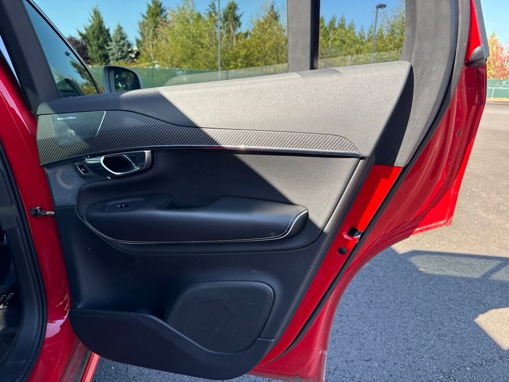 Used 2018 Passion Red Volvo T8 R-Design image 27