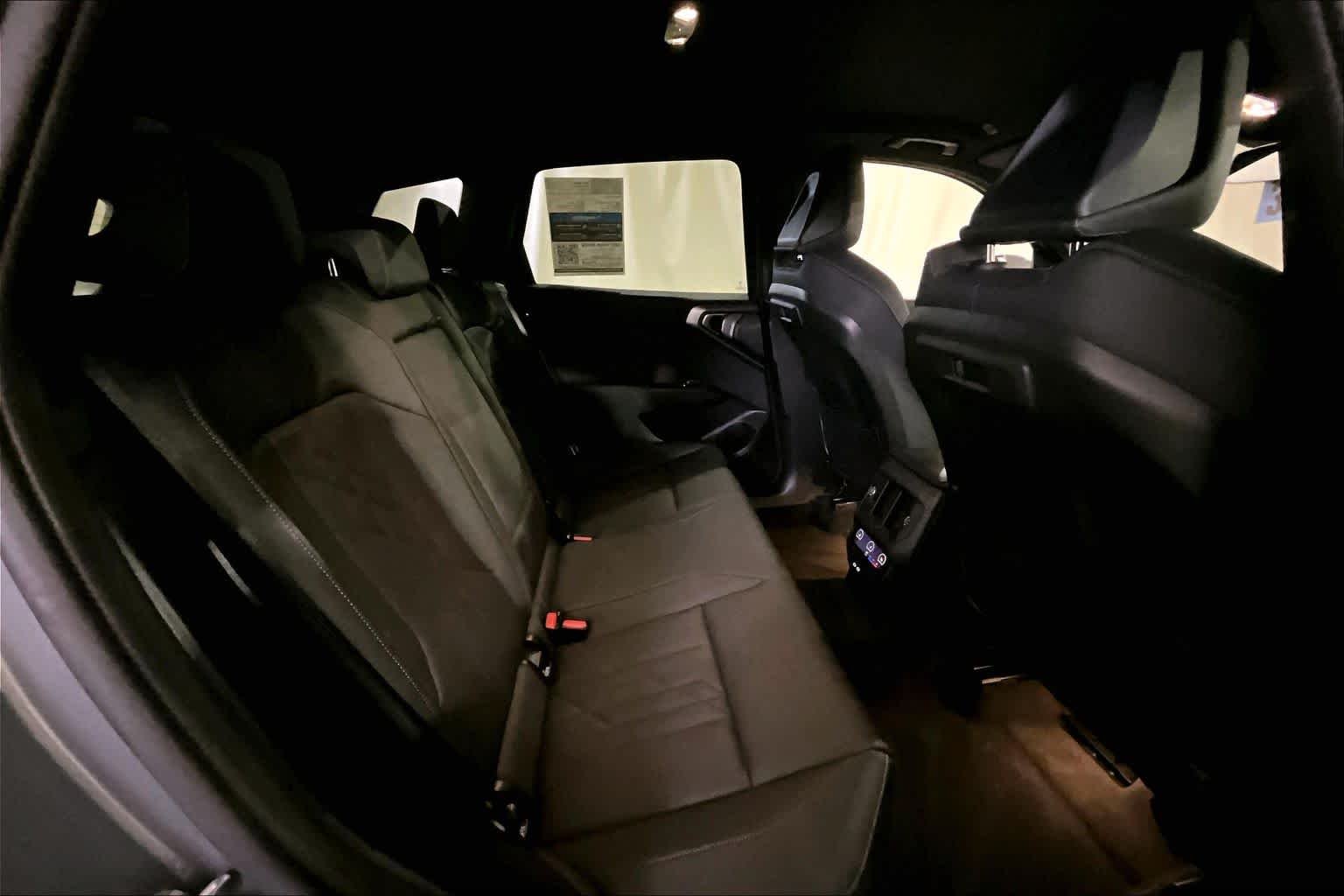 Used 2026 Skyscraper Grey Metallic BMW 30 xDrive image 18