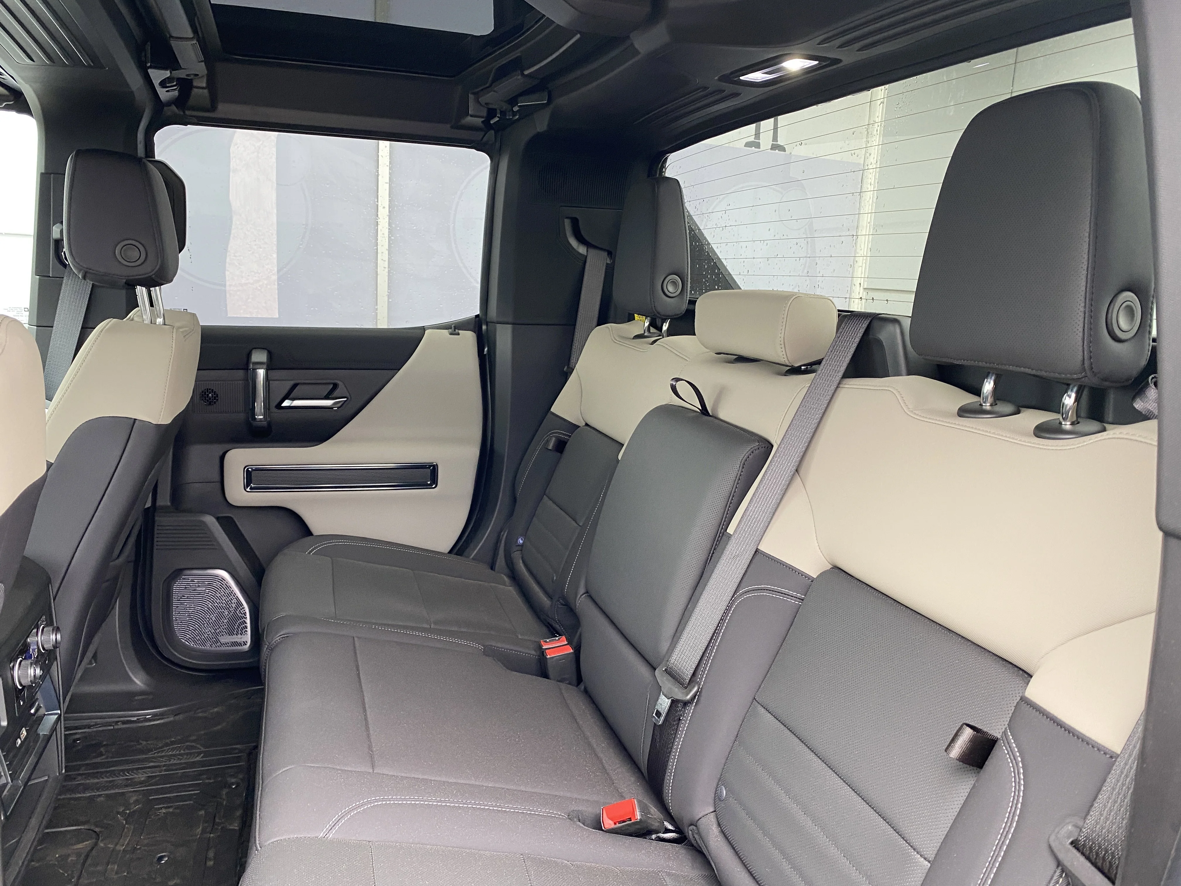 New 2026 VOID BLACK GMC 2X image 28