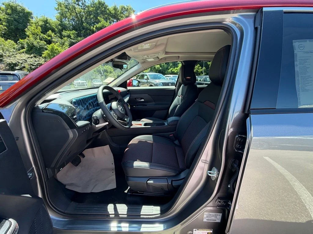 New 2026 Gray Nissan SR image 5