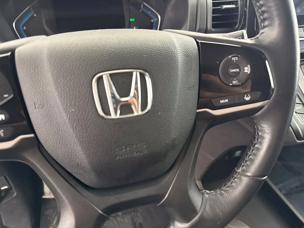 Used 2020 White Honda EX-L image 45