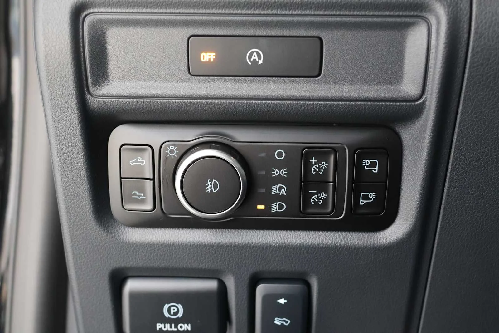 Used 2025 Agate Black Metallic Ford Raptor image 19