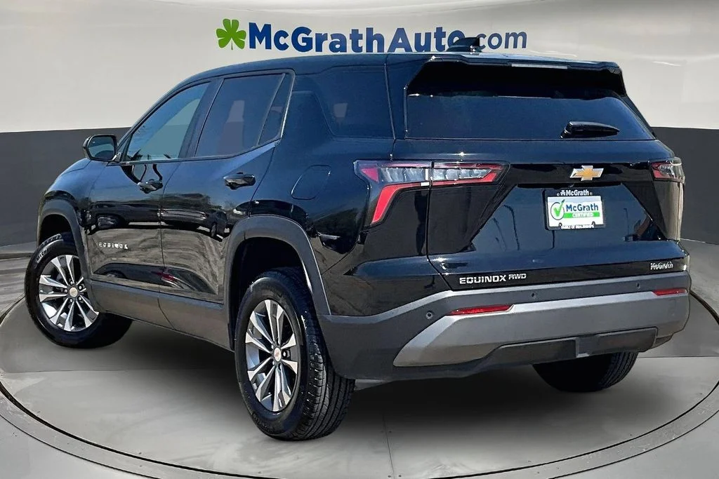 2025 Chevrolet Equinox LT - Photo 5