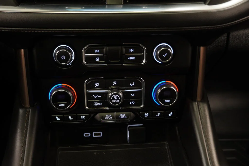 Certified Used 2023 DARK ASH METALLIC Chevrolet High Country image 31