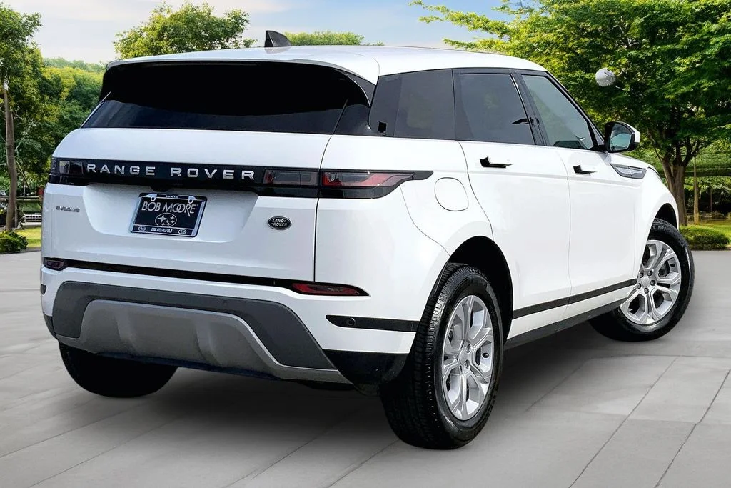 Used 2023 White Land Rover S image 6