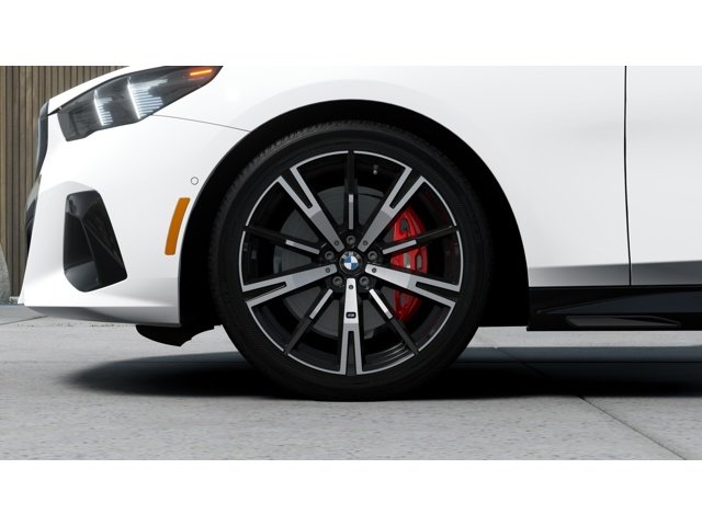 New 2027 Alpine White BMW  image 7