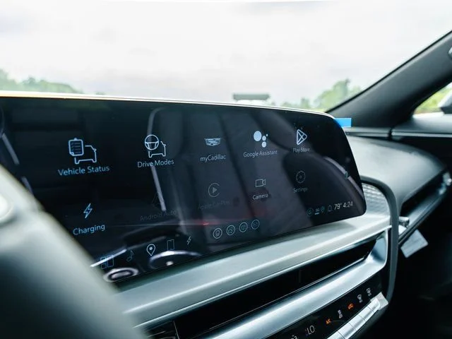 2026 Cadillac LYRIQ V Premium - Photo 34