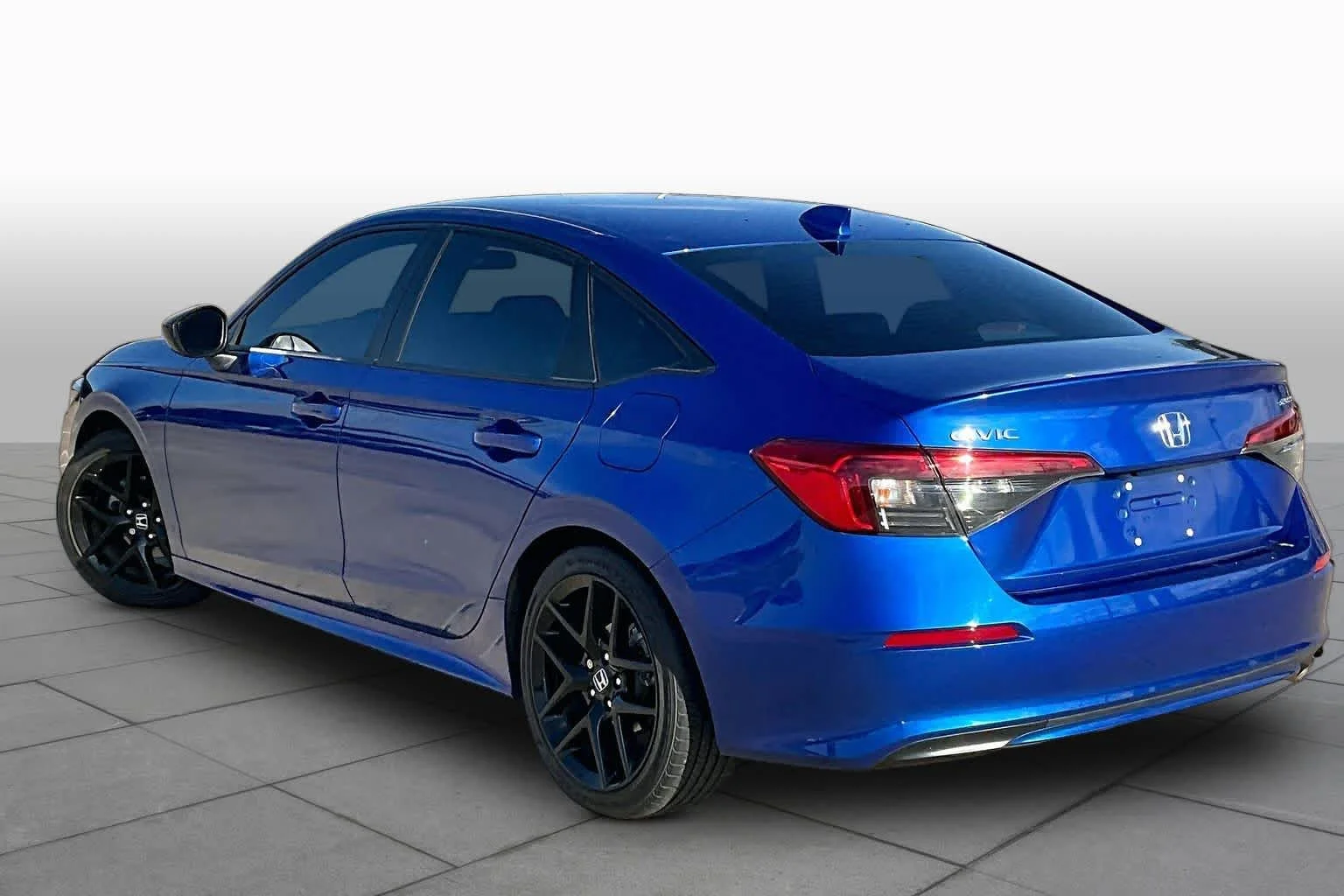 Used 2022 Aegean Blue Metallic Honda Sport image 12