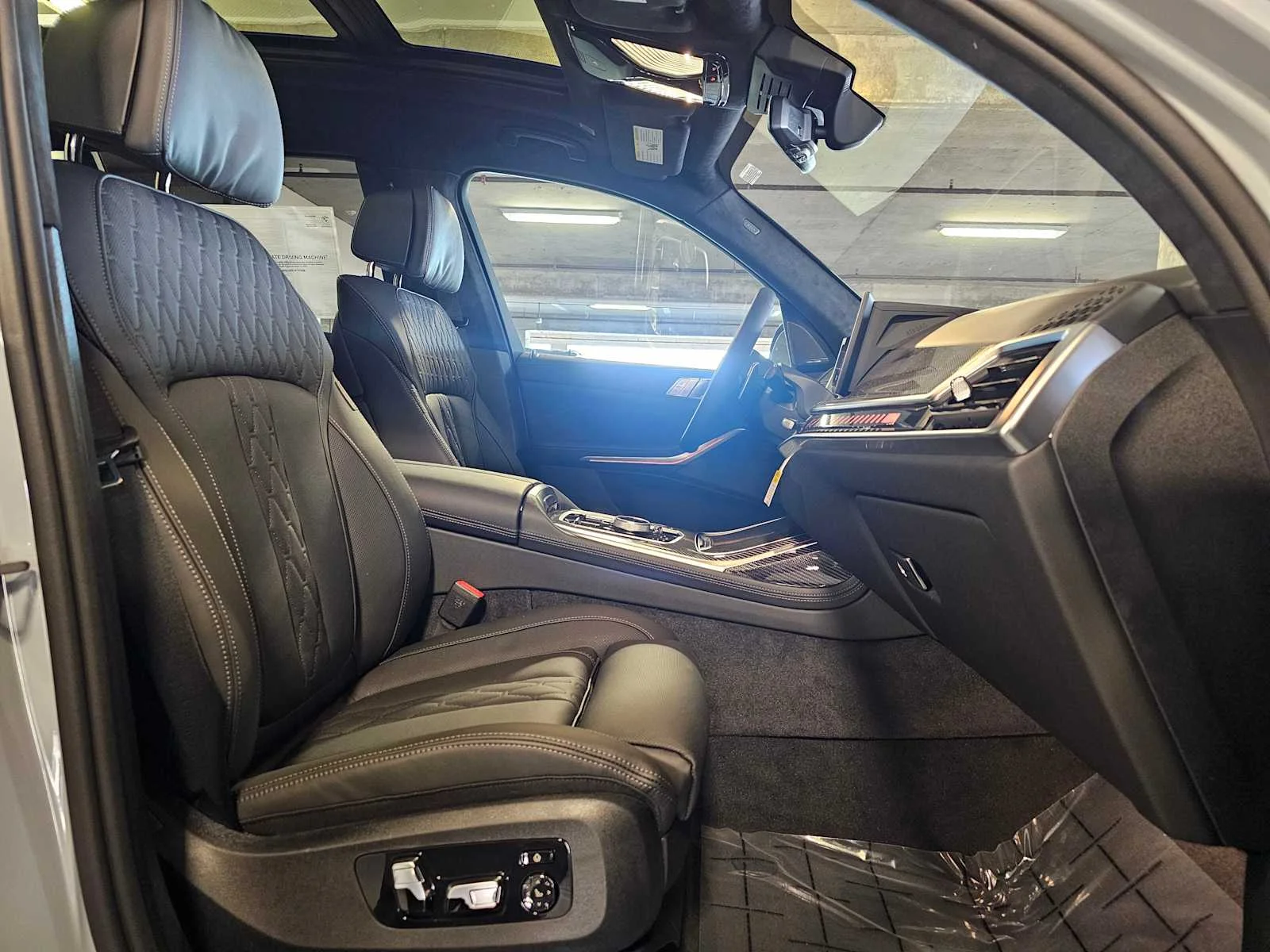 New 2026 Brooklyn Grey Metallic BMW M60i image 43
