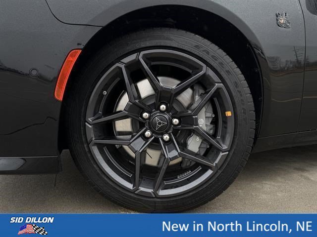 New 2026 Diamond Black Crystal Pearlcoat Dodge Scat Pack Plus image 5