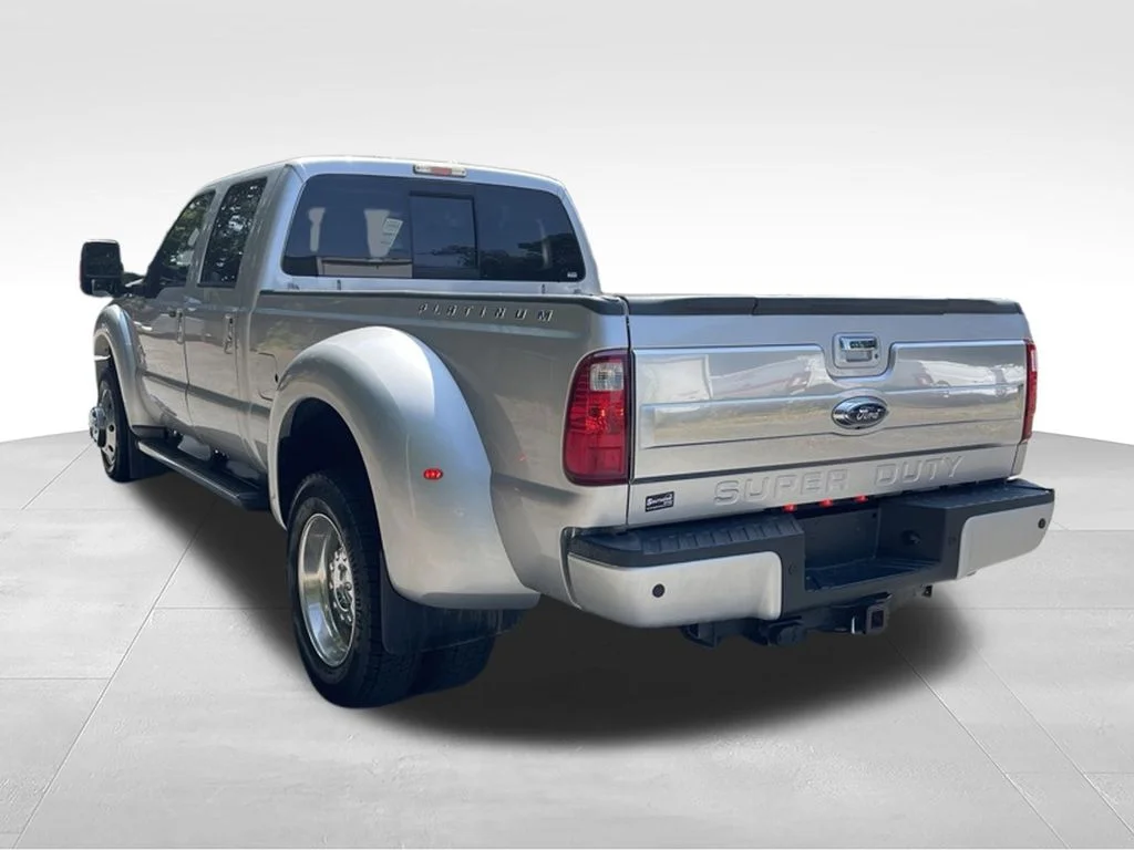 Used 2016 Silver Ford Platinum image 3