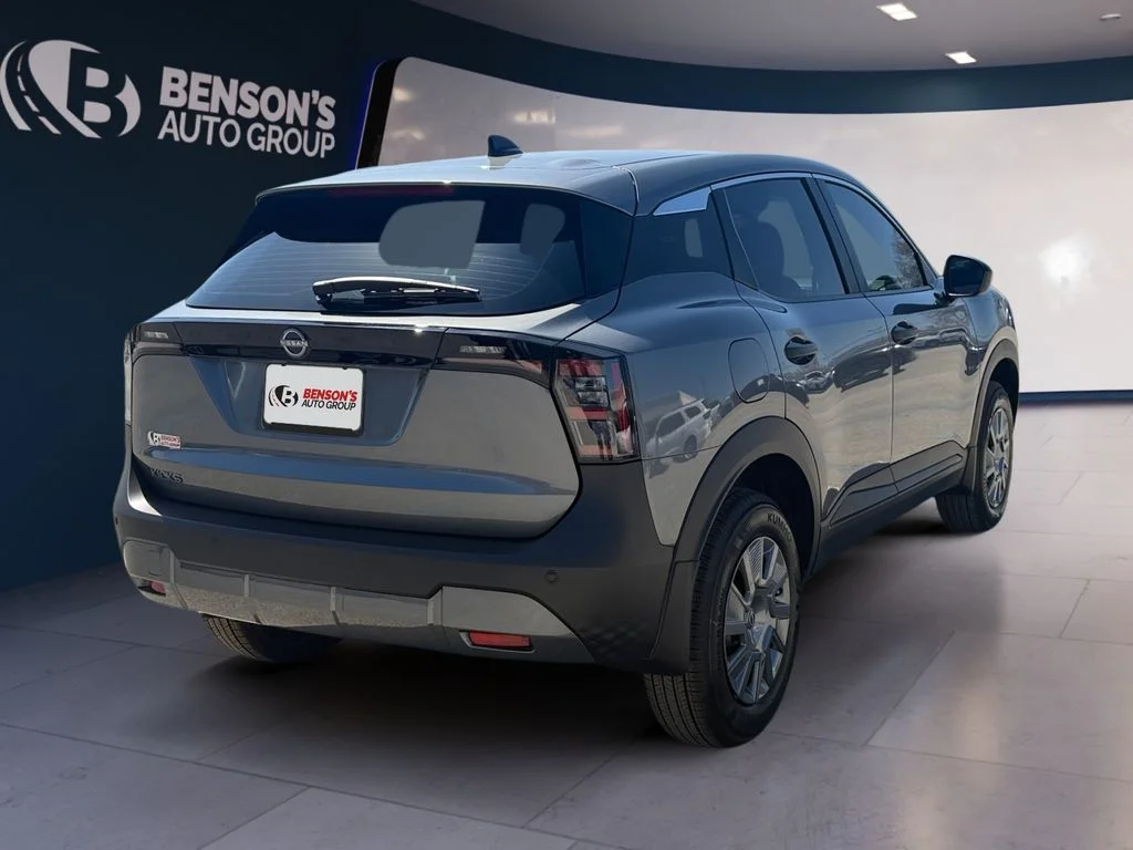 New 2026 Gray Nissan S image 5