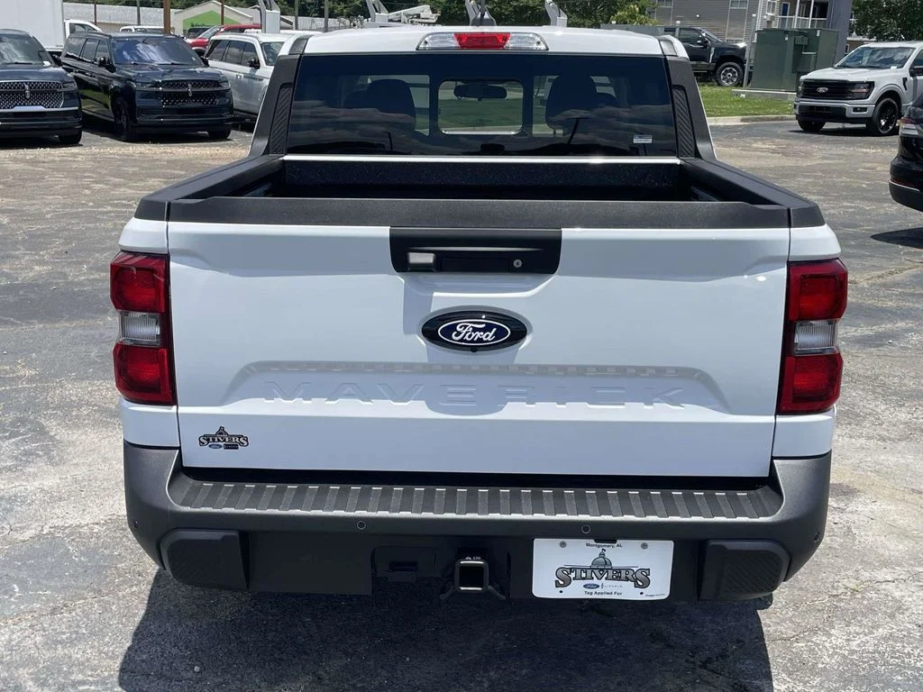 New 2026 Oxford White Ford Lariat® image 4