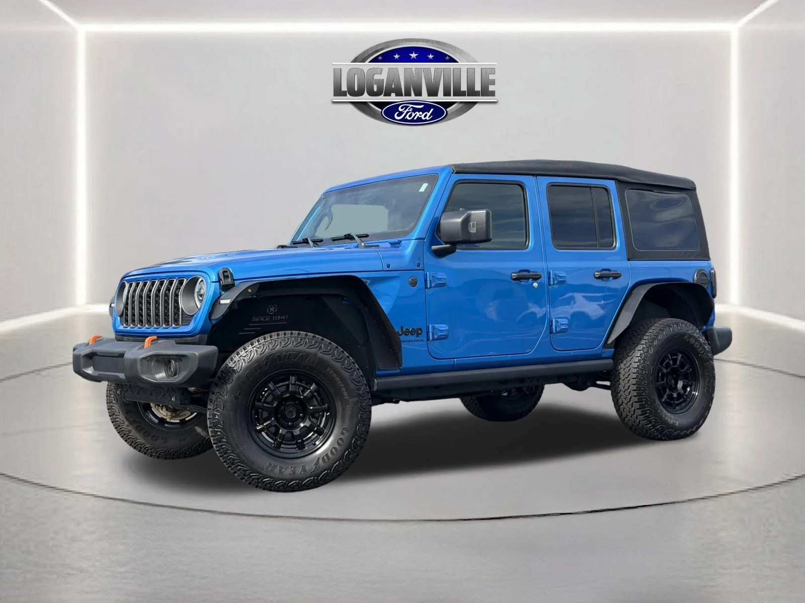 2025 Jeep Wrangler Sport's photo