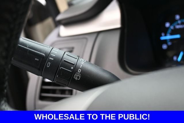 Used 2013 White Ford SE image 17