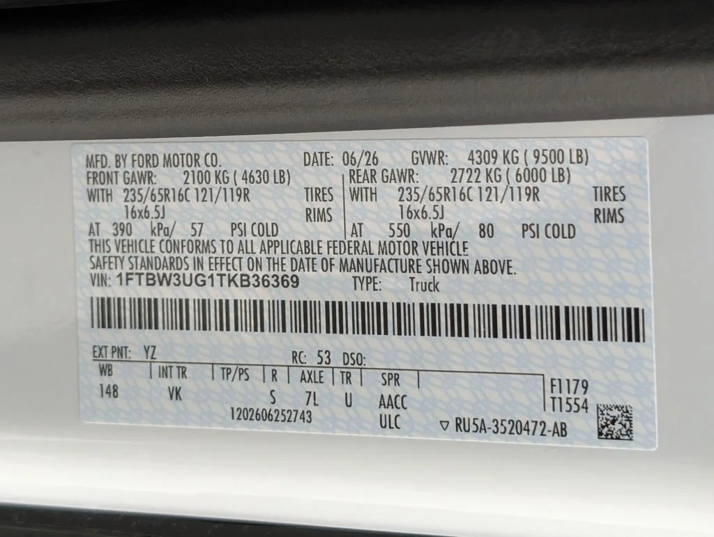 New 2026 Oxford White Ford Cargo Van image 19