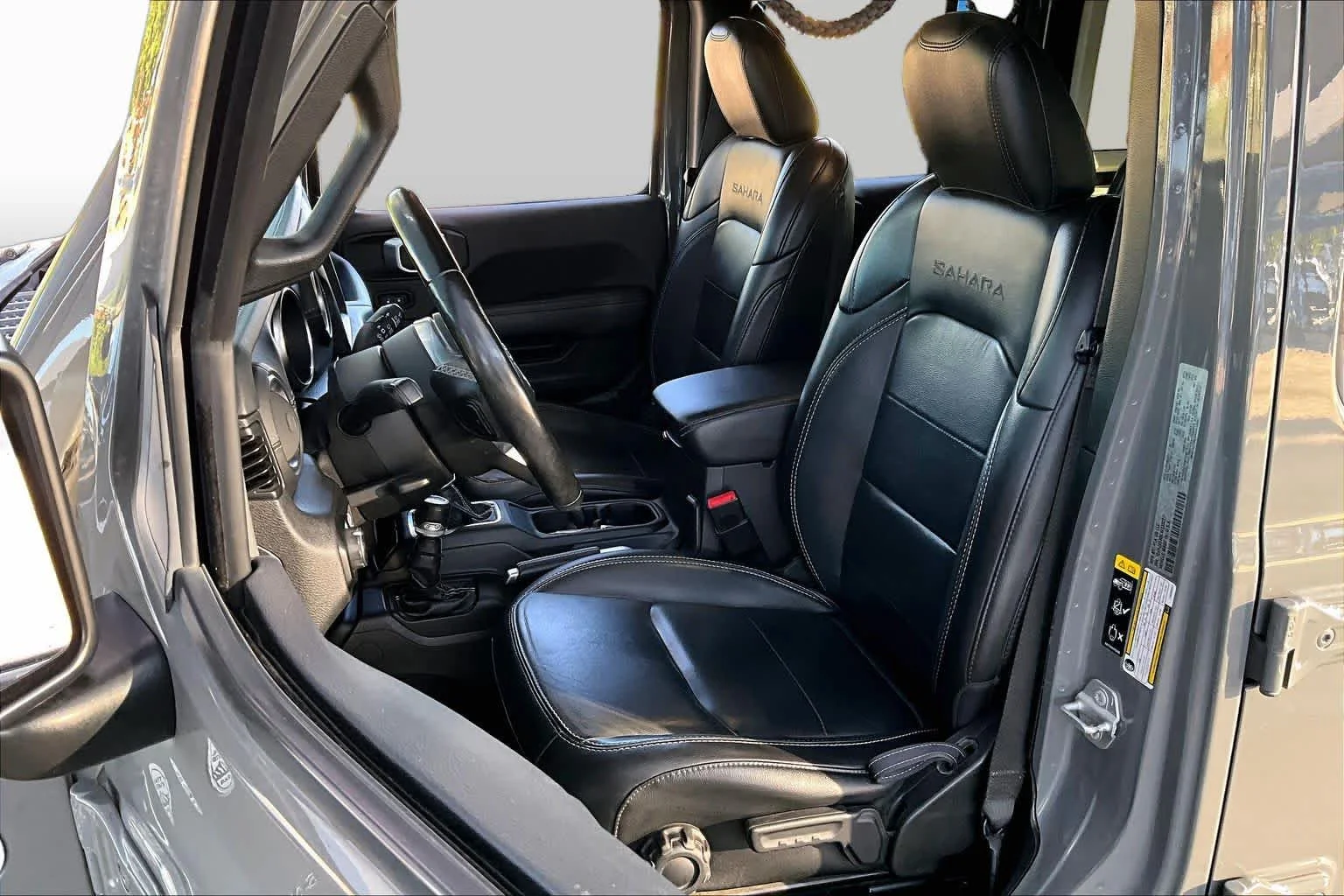Used 2020 Sting-Gray Clearcoat Jeep Sahara image 8