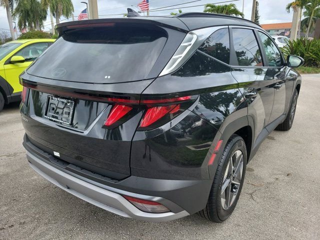 New 2026 Black Hyundai SEL FWD image 6