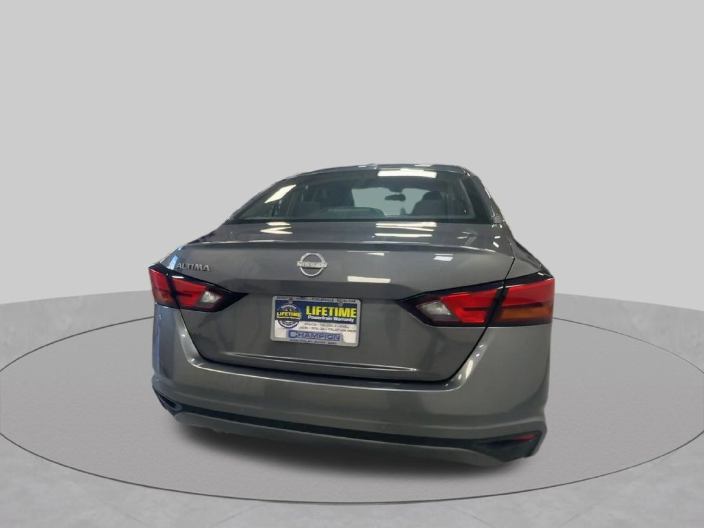 2025 Nissan Altima SV - Photo 10