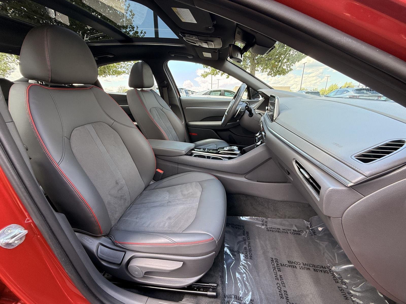 Used 2021 Calypso Red Hyundai SEL Plus image 20