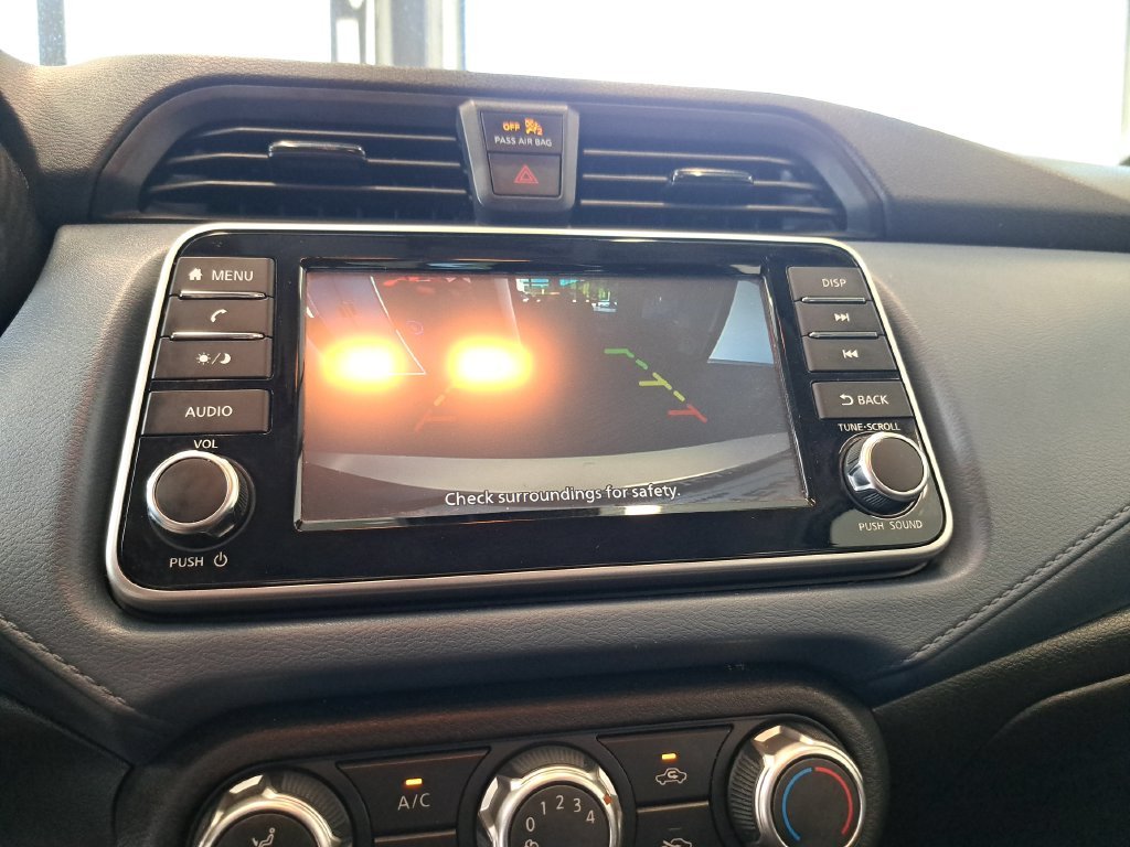 Used 2025 Silver Nissan 1.6 SV image 28