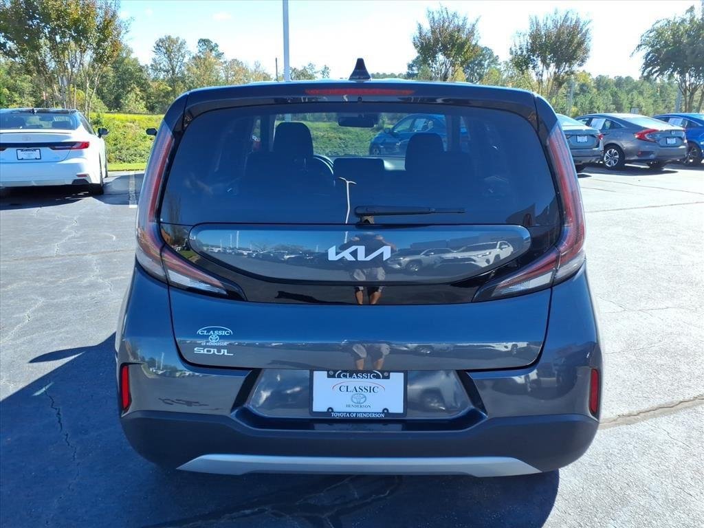 2024 Kia Soul LX photo 4