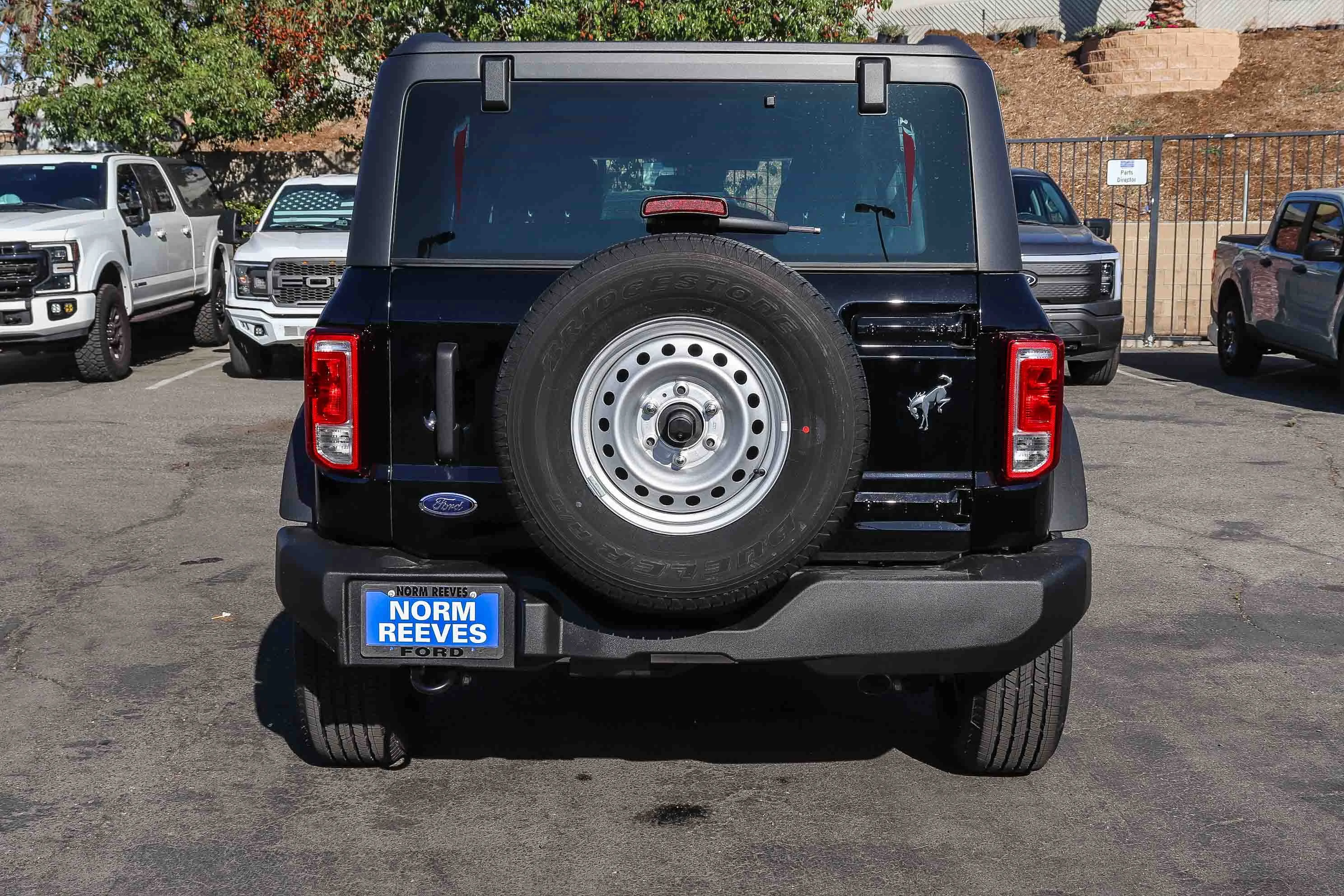 New 2025 Shadow Black Ford Base image 7