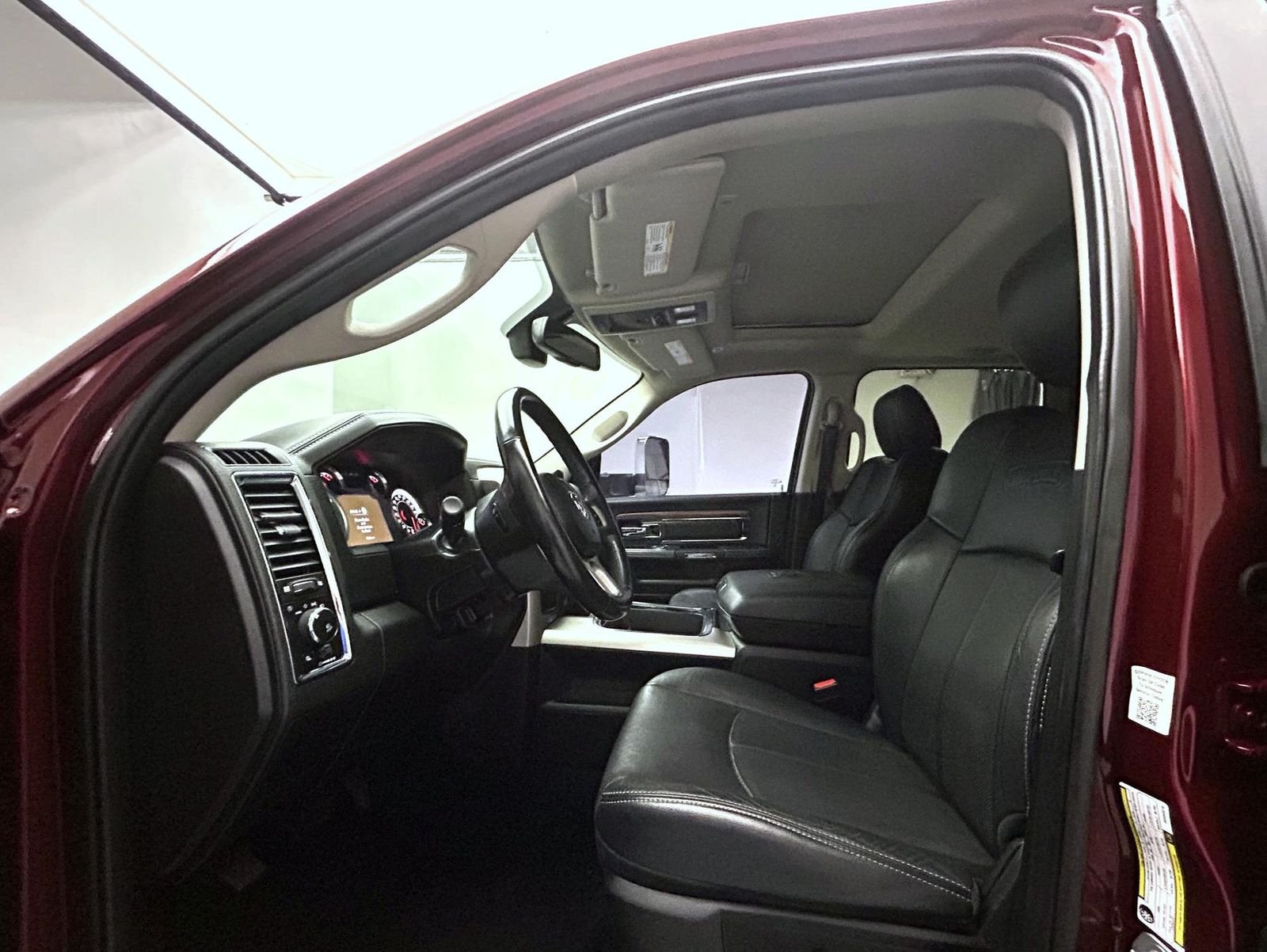 Used 2018 Red Ram Laramie image 10