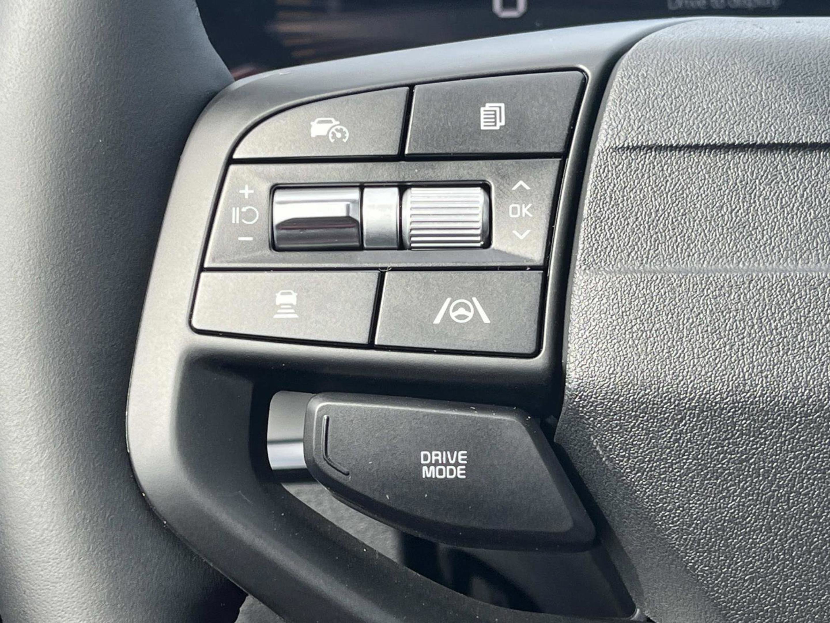 New 2026 Wolf Gray Kia EX image 29