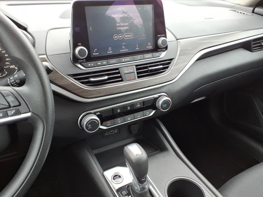 Used 2025 Black Nissan 2.5 SV image 26