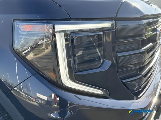 Used 2022 Silver GMC Elevation image 25