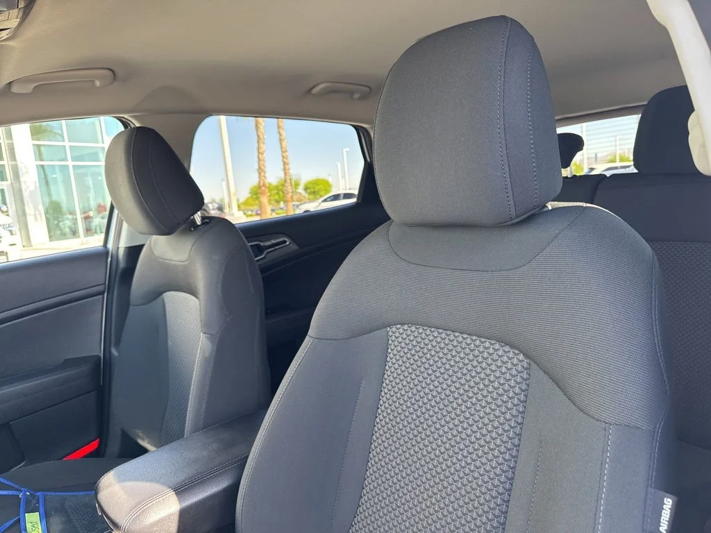 Used 2023 White Kia LX image 14