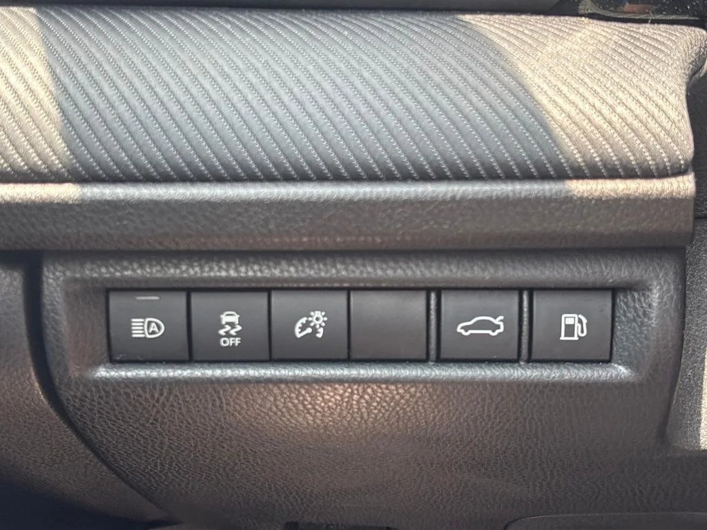 Used 2025  Toyota SE image 26