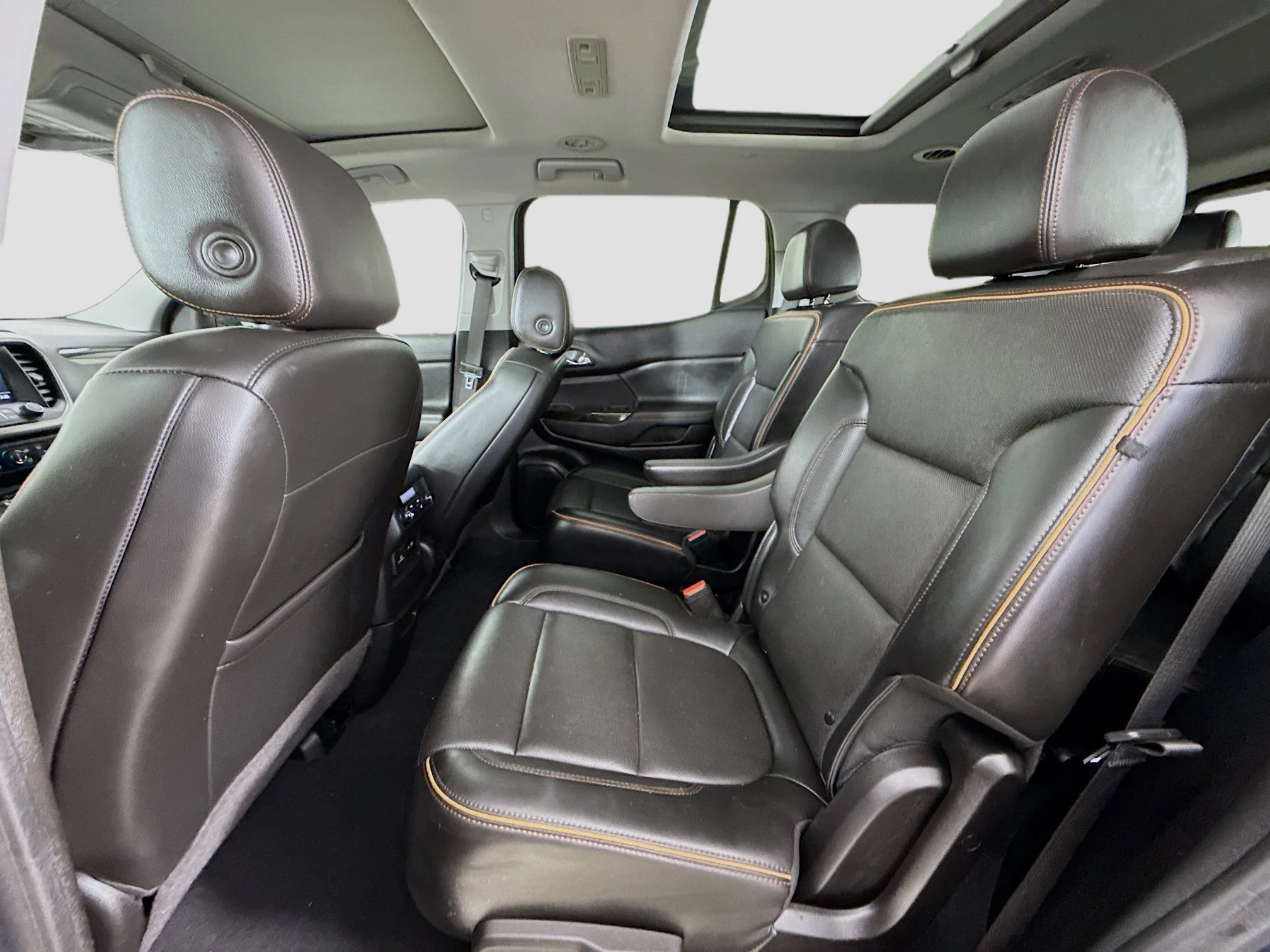 Used 2022 Midnight Blue Metallic GMC AT4 image 26
