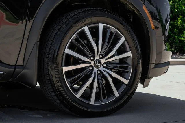 Used 2022 Black INFINITI Autograph image 74