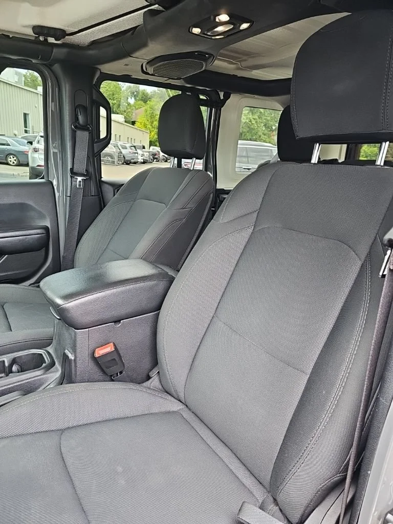 Used 2020 Sting-Gray Clearcoat Jeep Willys image 7