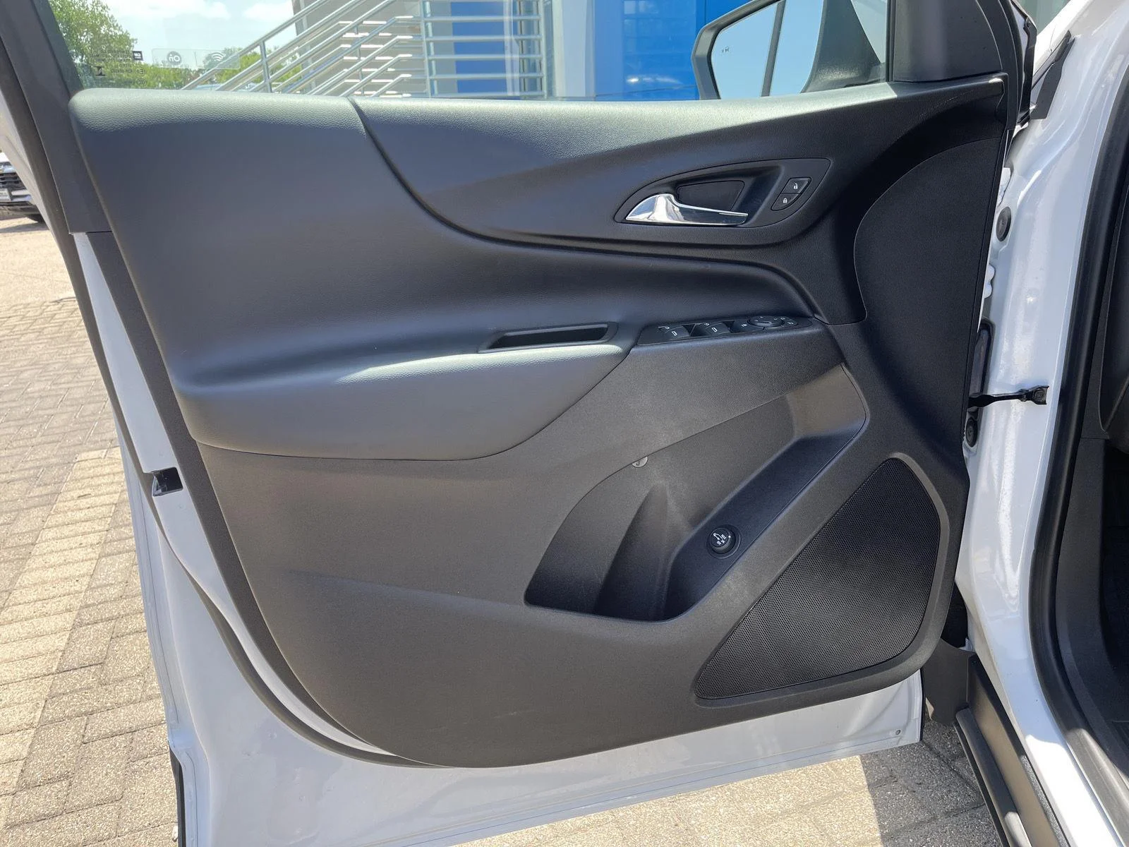 Used 2024 Summit White Chevrolet LT image 12