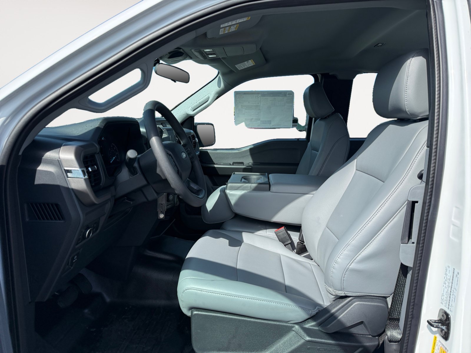 New 2026 Oxford White Ford XL image 10