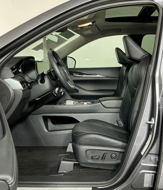 Certified Used 2025 Graphite Shadow INFINITI PURE image 12