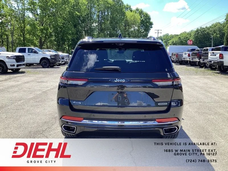 Used 2023 Brown Jeep Overland image 6