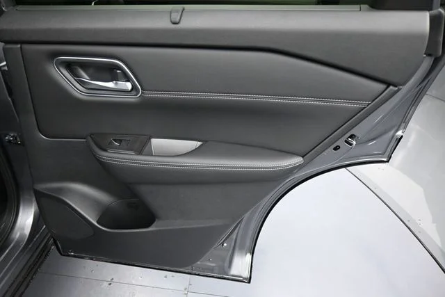 New 2026 Gray Nissan Platinum image 12