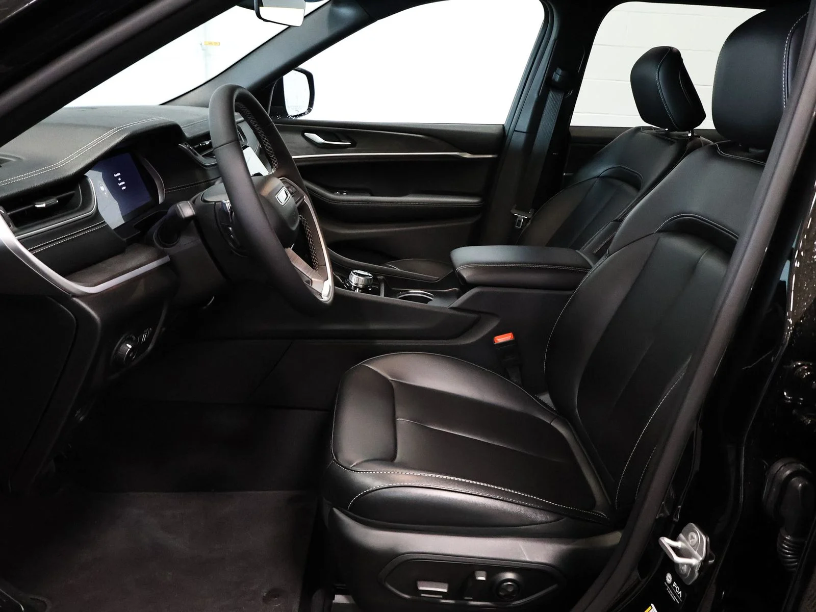 2025 Jeep Grand Cherokee L Limited - Photo 22