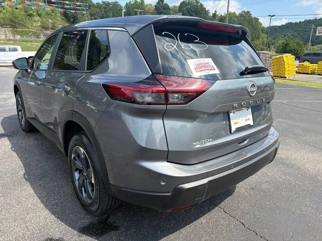 Used 2026 Gray Nissan SV image 5