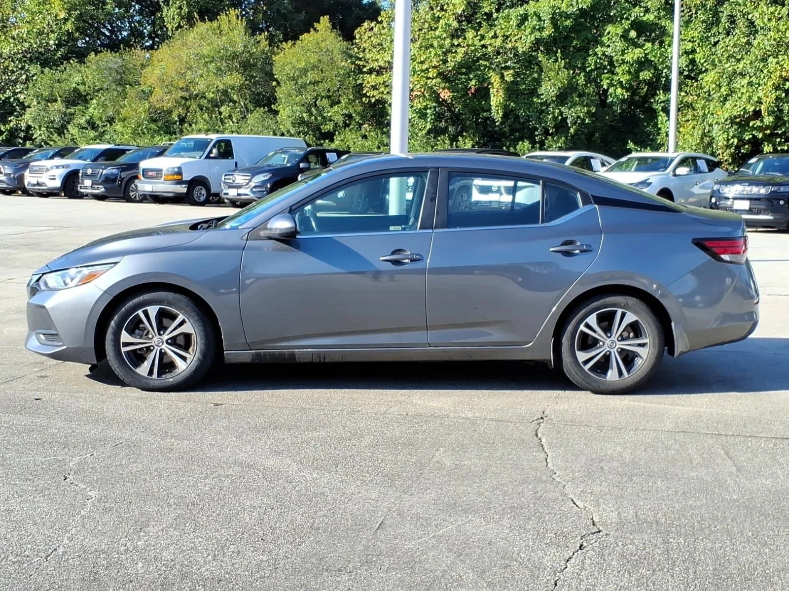 Used 2023 Gun Metallic Nissan SV image 3