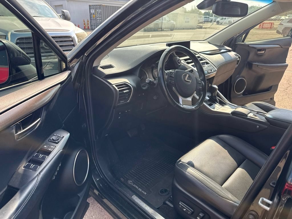 Used 2018 Caviar Lexus 300h image 21